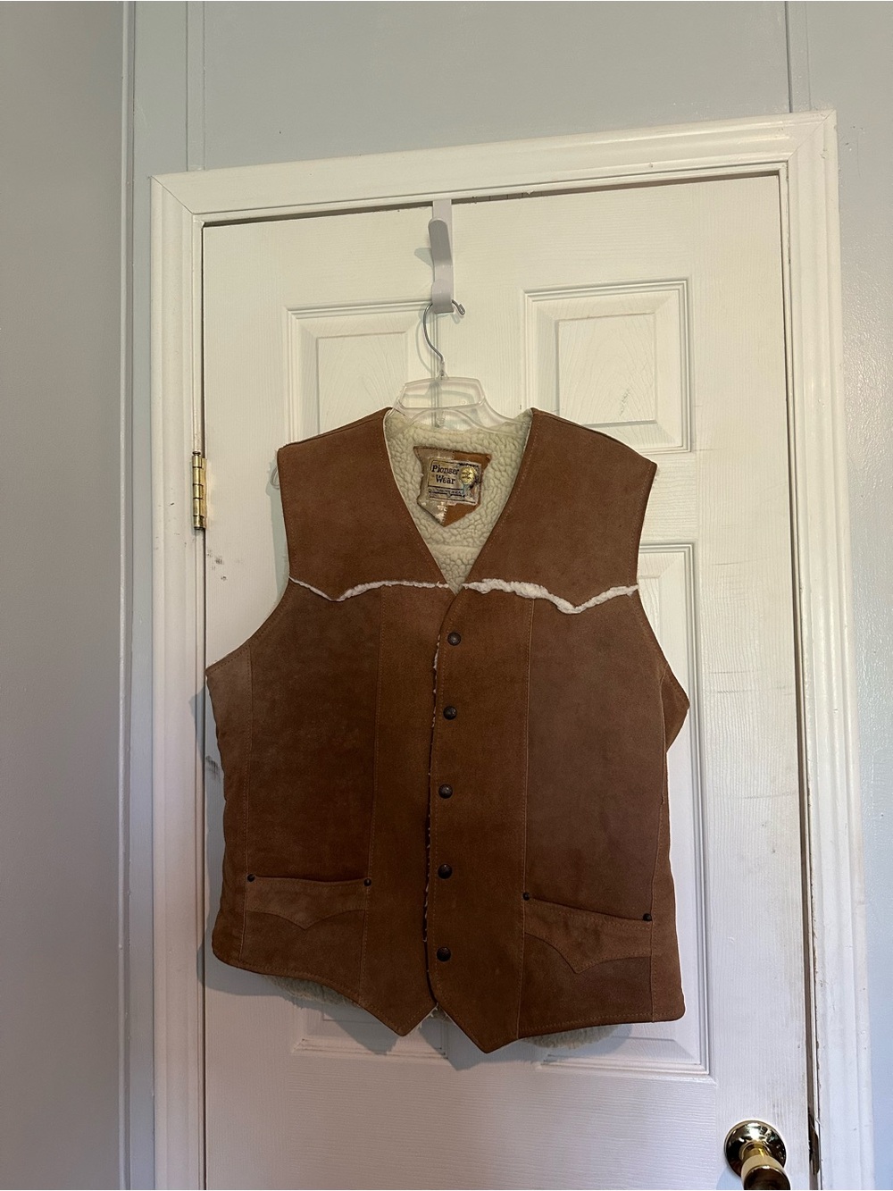 Vintage Pioneer Wear authentic leather Brown Suede Shearling-Lined Vest